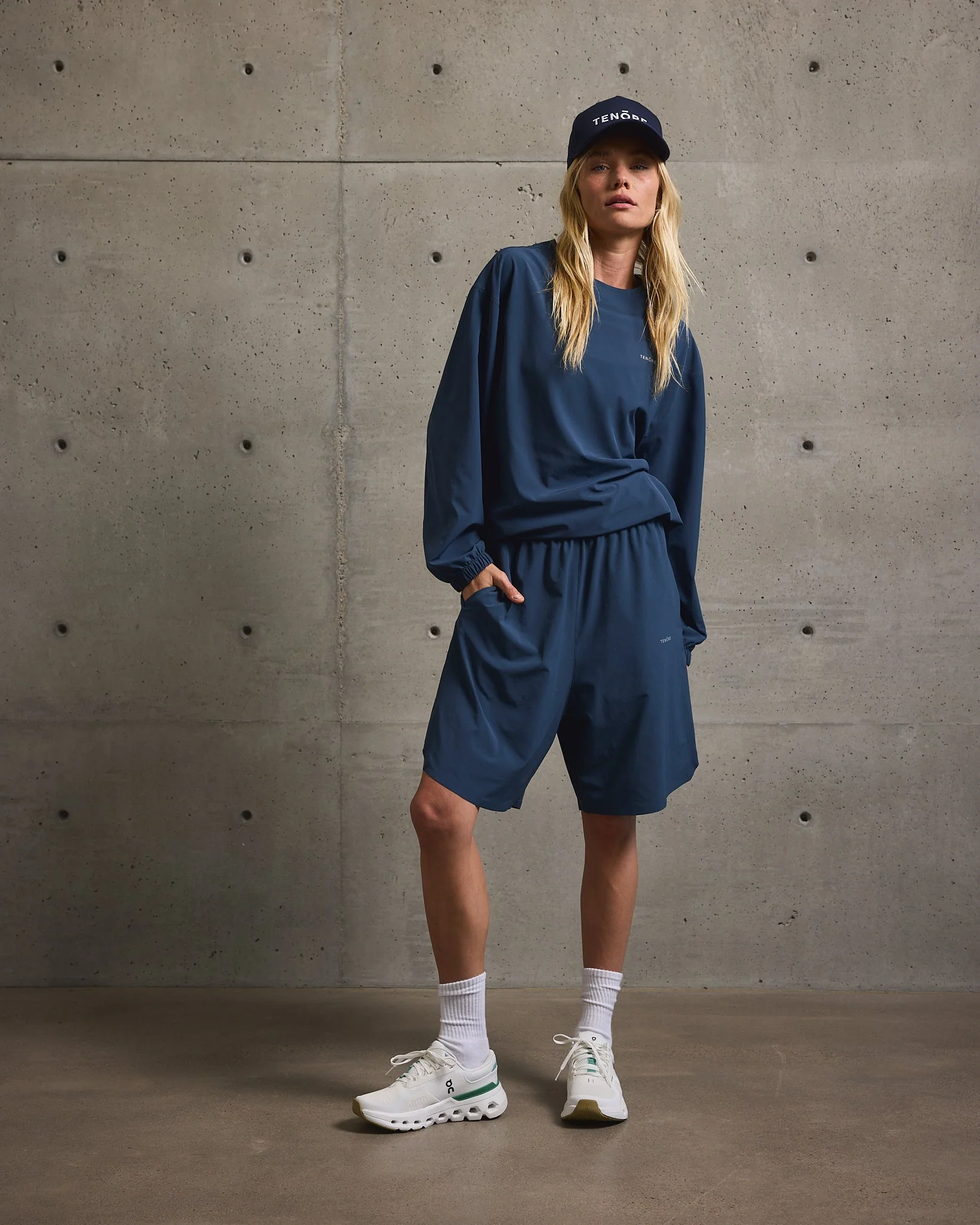 Woven Pullover Crew - Image 5